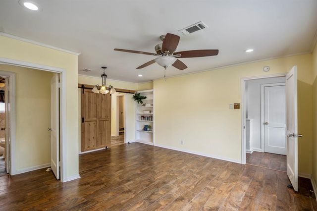 613 13th Street N, Texas City, TX 77590