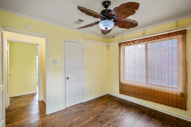 613 13th Street N, Texas City, TX 77590