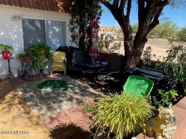 295 W Placita De Los Anillos, Green Valley, AZ 85614