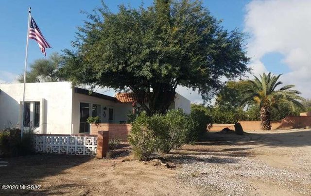 295 W Placita De Los Anillos, Green Valley, AZ 85614