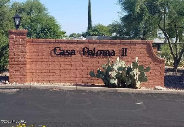 295 W Placita De Los Anillos, Green Valley, AZ 85614