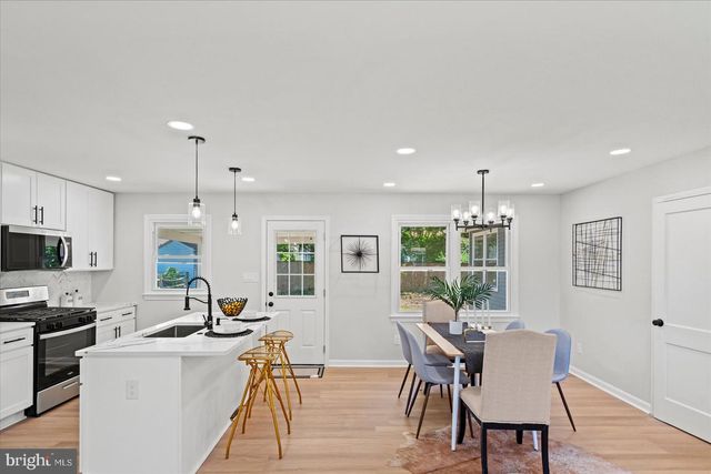 1815 DUNWOODY RD, Parkville, MD 21234