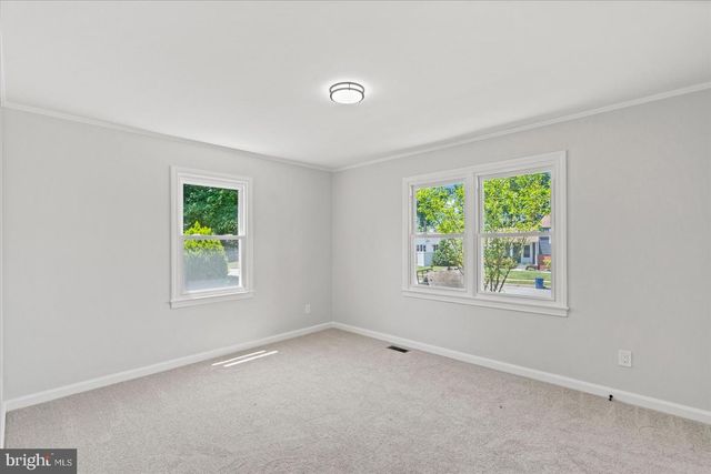 1815 DUNWOODY RD, Parkville, MD 21234