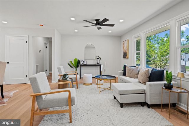 1815 DUNWOODY RD, Parkville, MD 21234
