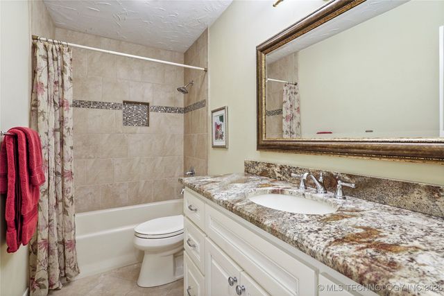 8751 S College Place, Tulsa, OK 74137