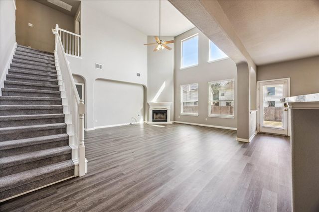701 Crestwood LN, Round Rock, TX 78665