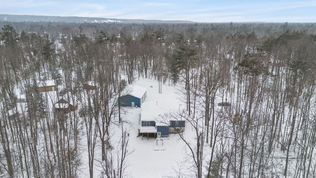 5217 Seneca Trail, Gaylord, MI 49735