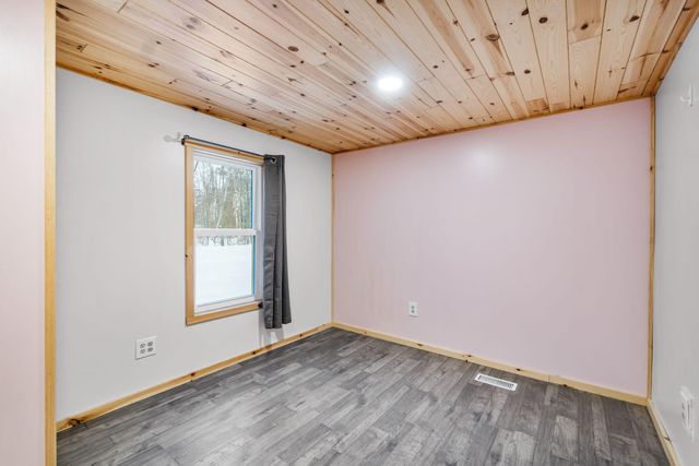 5217 Seneca Trail, Gaylord, MI 49735