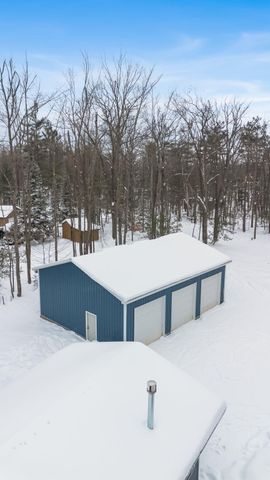 5217 Seneca Trail, Gaylord, MI 49735