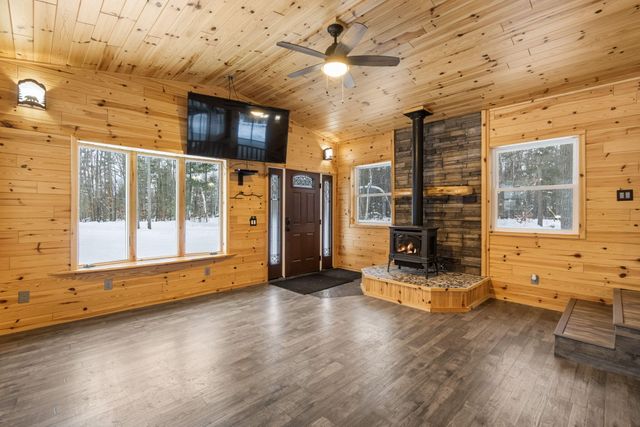 5217 Seneca Trail, Gaylord, MI 49735