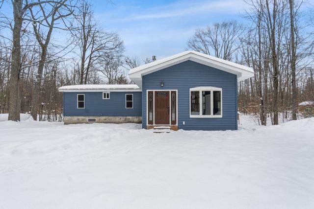 5217 Seneca Trail, Gaylord, MI 49735