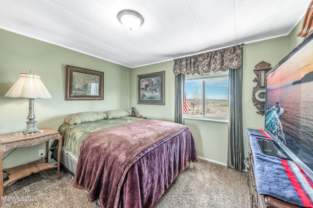 7645 Bass Street, Silver Springs, NV 89429