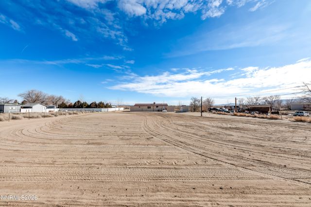 7645 Bass Street, Silver Springs, NV 89429