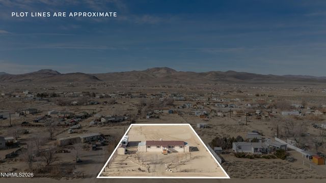 7645 Bass Street, Silver Springs, NV 89429