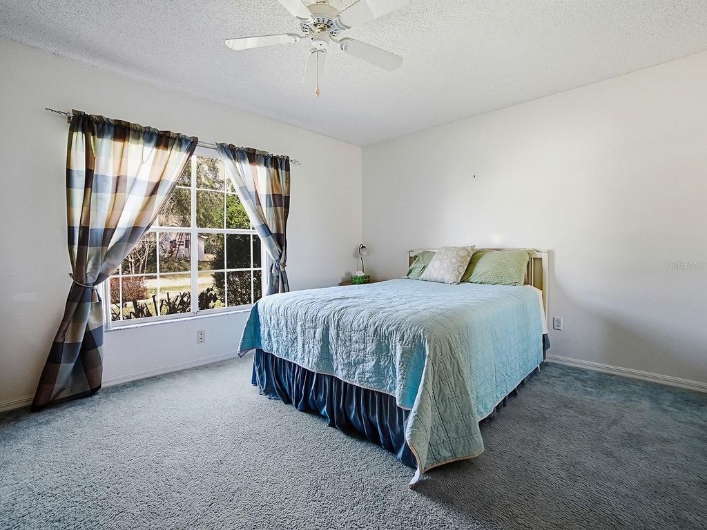 Image 14 of property listing at 5535 TANGELO STREET, Leesburg, FL 34748