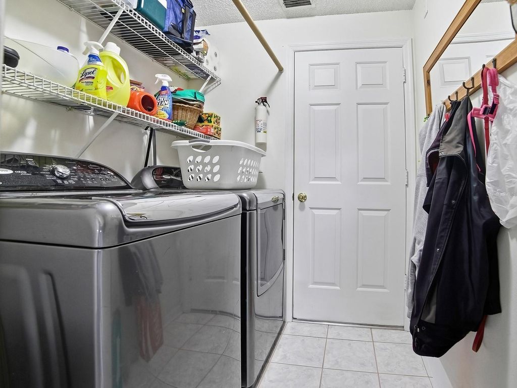 Image 20 of property listing at 5535 TANGELO STREET, Leesburg, FL 34748