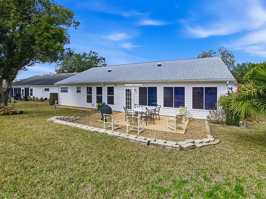 Image 32 of property listing at 5535 TANGELO STREET, Leesburg, FL 34748