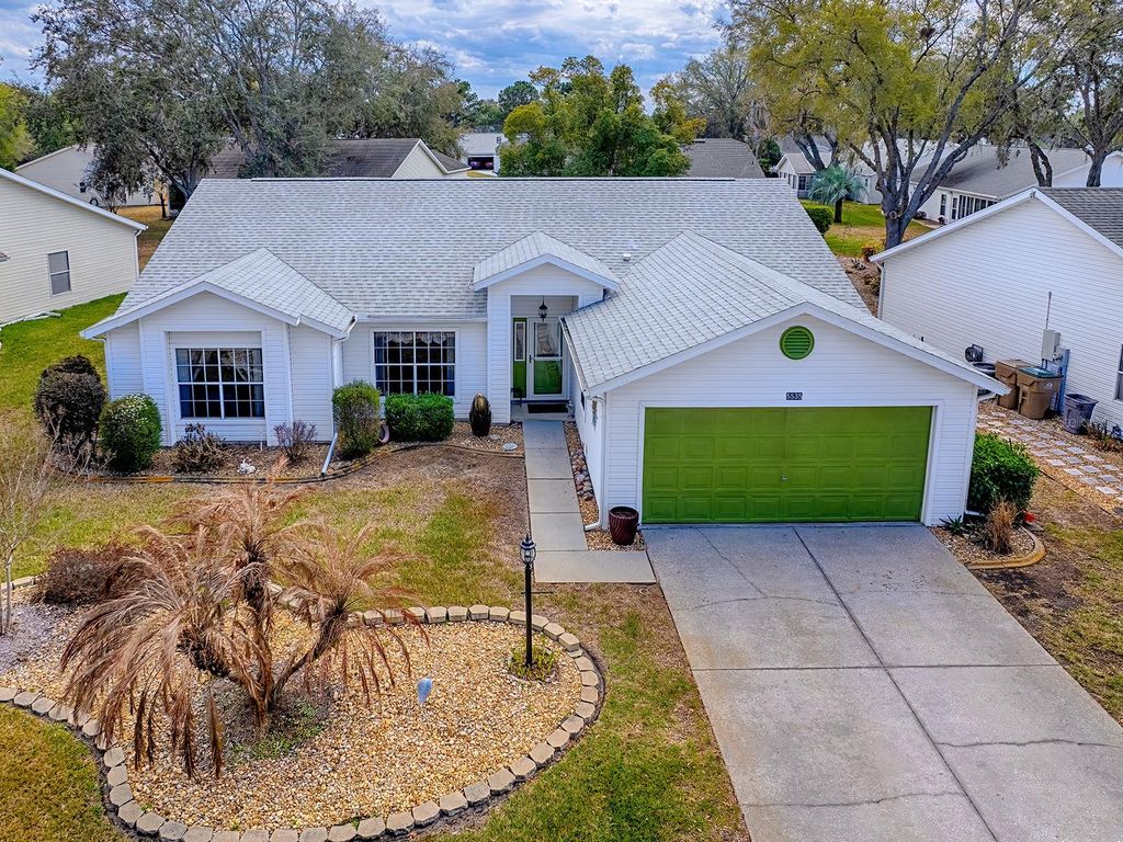 Image 34 of property listing at 5535 TANGELO STREET, Leesburg, FL 34748