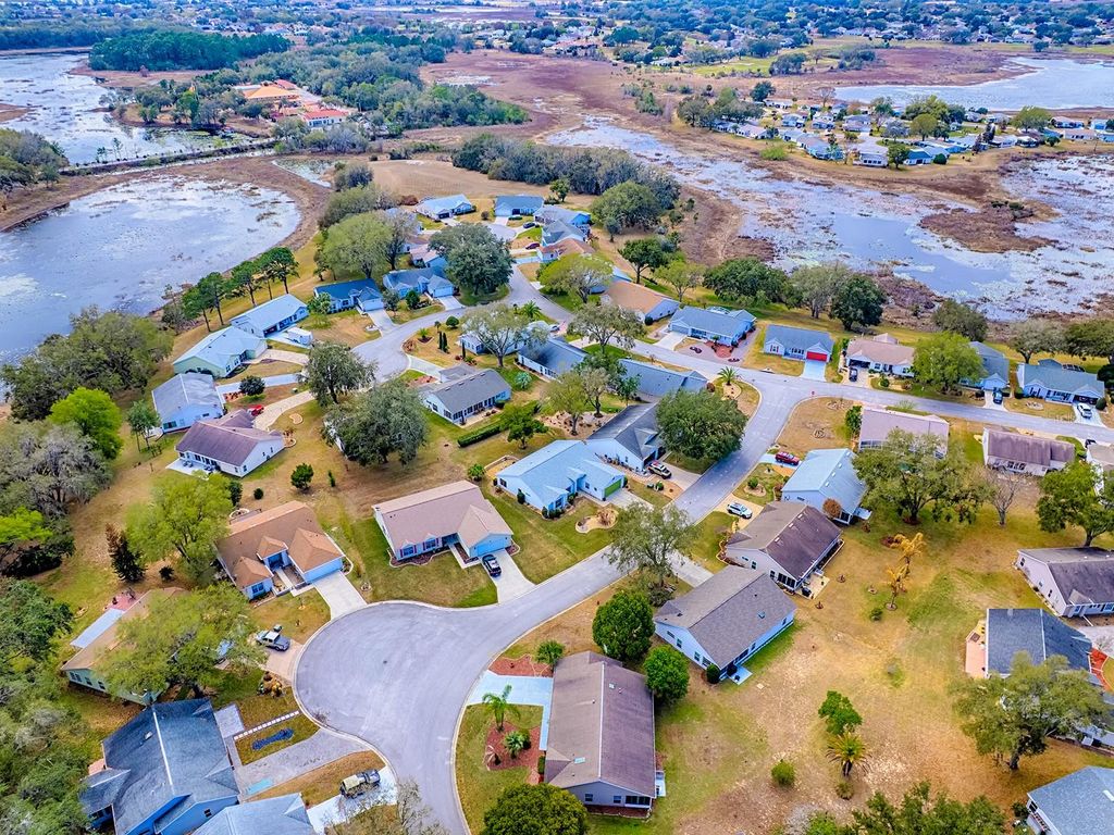 Image 38 of property listing at 5535 TANGELO STREET, Leesburg, FL 34748