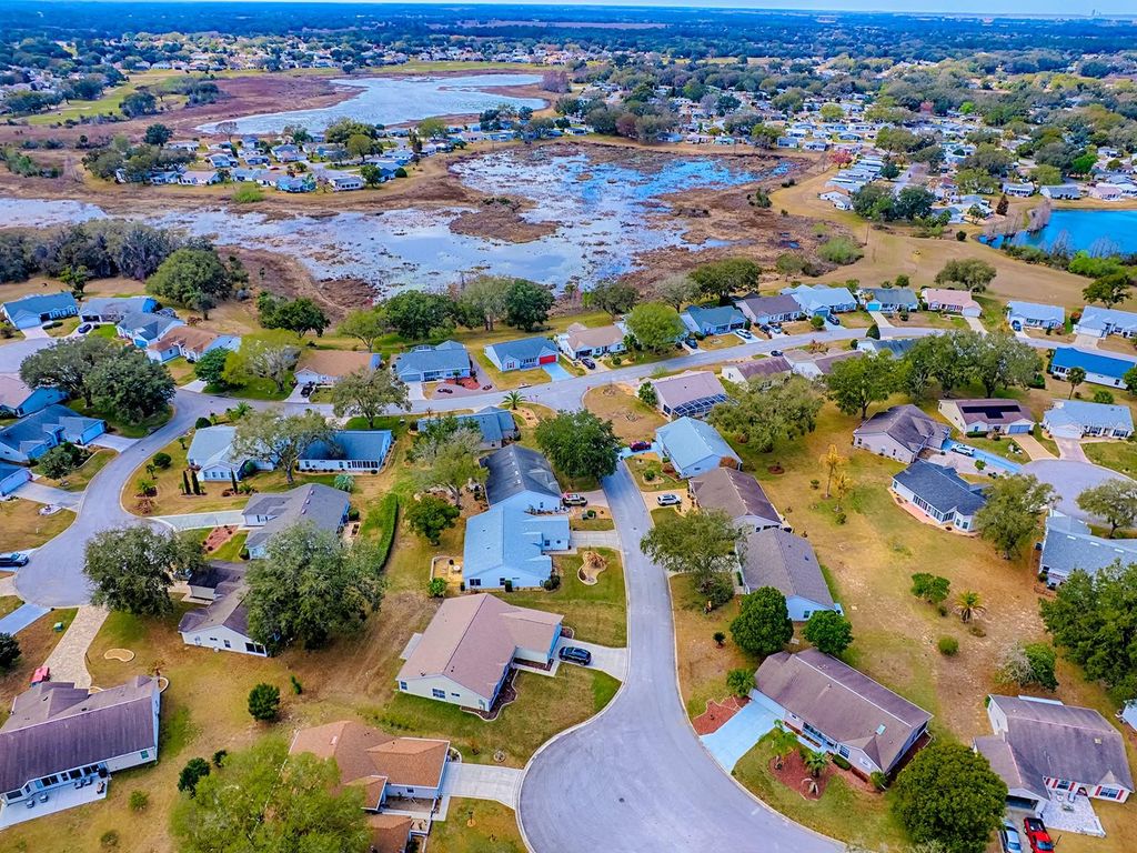 Image 48 of property listing at 5535 TANGELO STREET, Leesburg, FL 34748