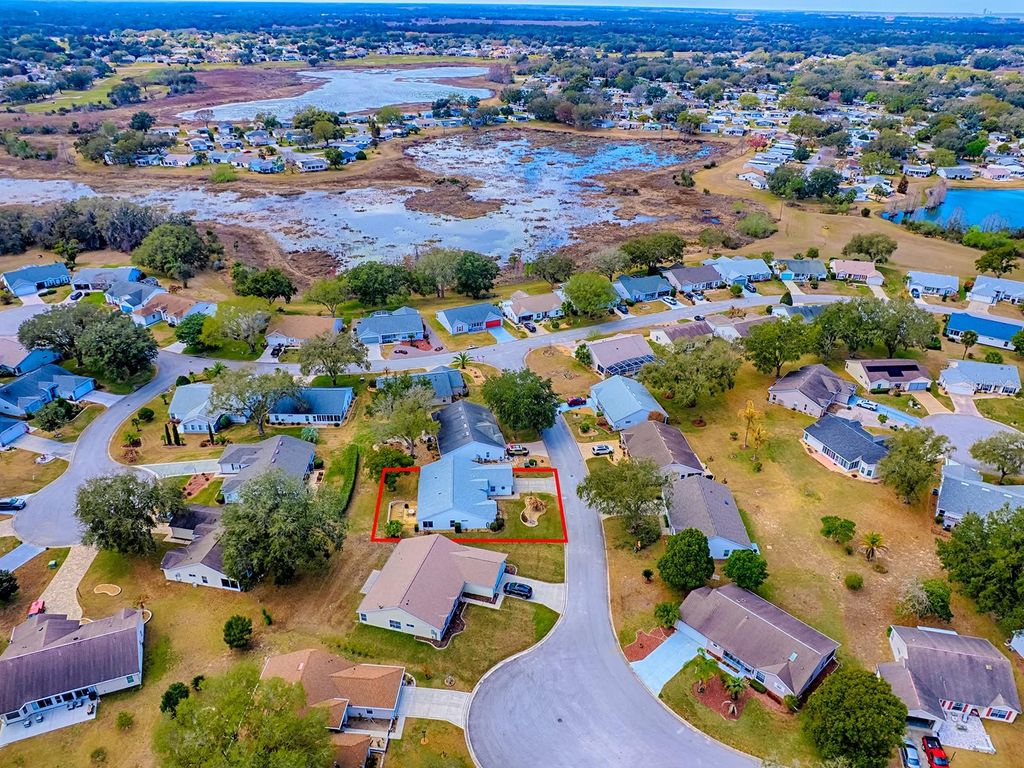 Image 49 of property listing at 5535 TANGELO STREET, Leesburg, FL 34748