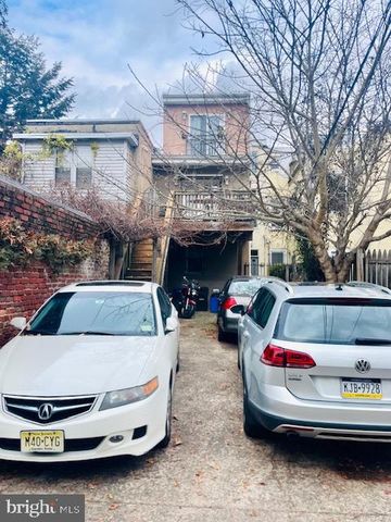 2022 FITZWATER ST, Philadelphia, PA 19146