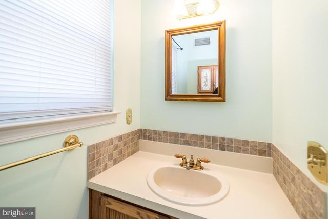 105 BIRCHWOOD DR, Chalfont, PA 18914
