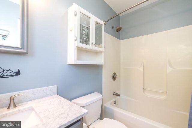 105 BIRCHWOOD DR, Chalfont, PA 18914