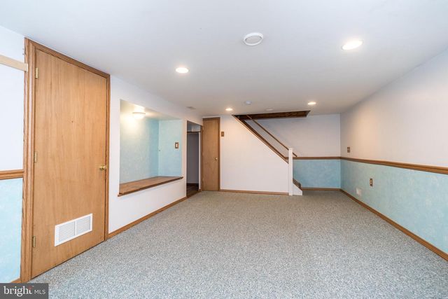 105 BIRCHWOOD DR, Chalfont, PA 18914