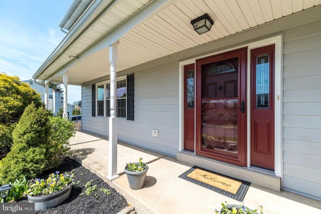 105 BIRCHWOOD DR, Chalfont, PA 18914