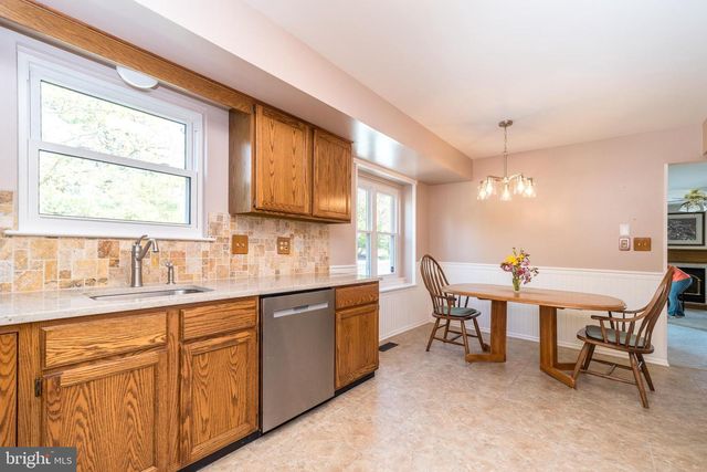 105 BIRCHWOOD DR, Chalfont, PA 18914