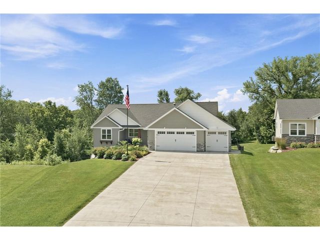 590 Northern Lights Drive, Prescott, WI 54021