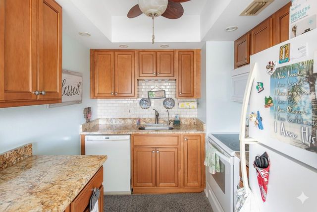 84 BOUNDARY BOULEVARD 165, Rotonda West, FL 33947