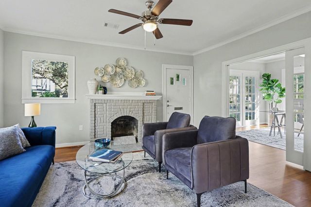 1901 Lexington Street, Houston, TX 77098