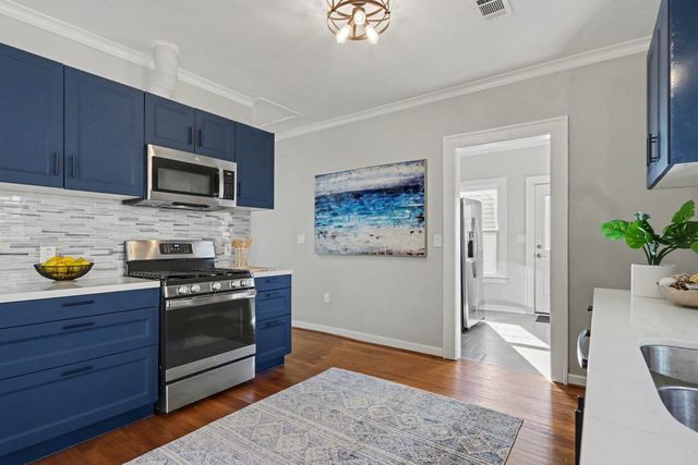 1901 Lexington Street, Houston, TX 77098