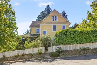 660 Pracht Street, Ashland, OR 97520
