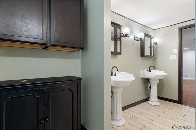 892 E Victoria Lane, Holder, FL 34445