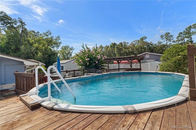 892 E Victoria Lane, Holder, FL 34445