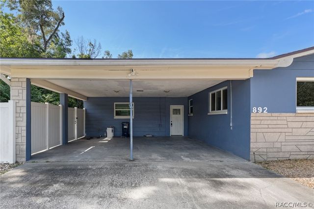 892 E Victoria Lane, Holder, FL 34445