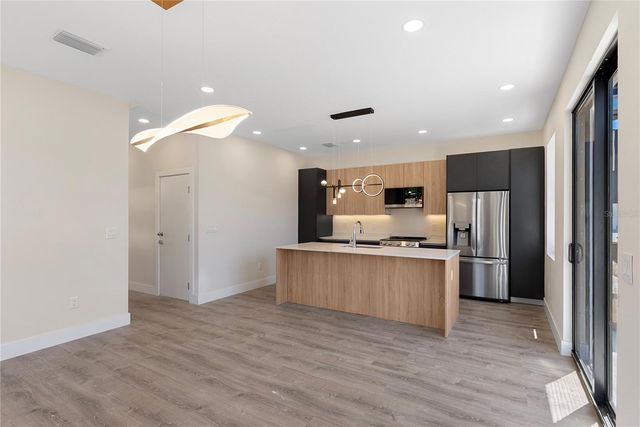 8458 MODANO PLACE, Tampa, FL 33614