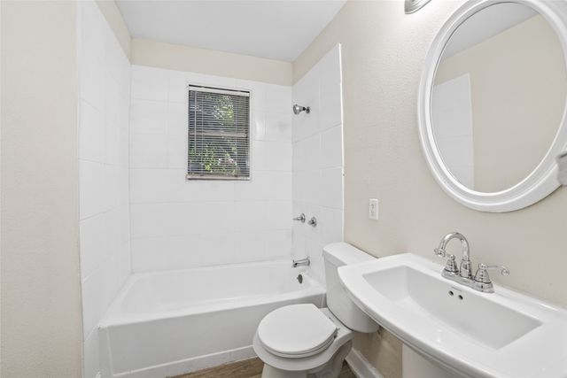 1933 Greenfield Avenue, Fort Worth, TX 76102