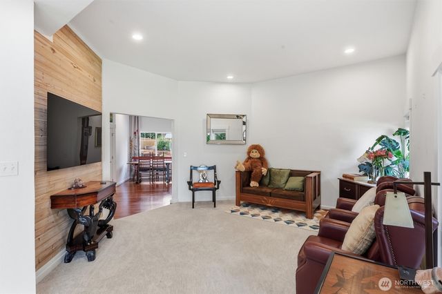 108 N Livingston Bay Road, Camano Island, WA 98282