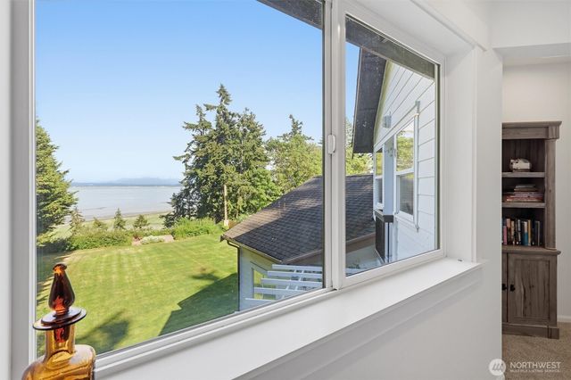 108 N Livingston Bay Road, Camano Island, WA 98282