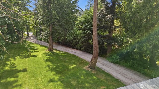 108 N Livingston Bay Road, Camano Island, WA 98282