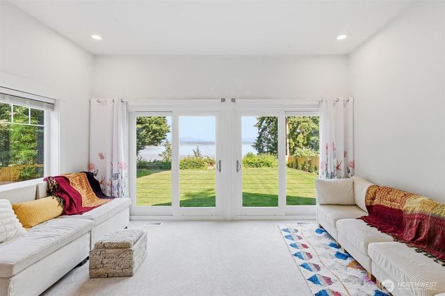 108 N Livingston Bay Road, Camano Island, WA 98282
