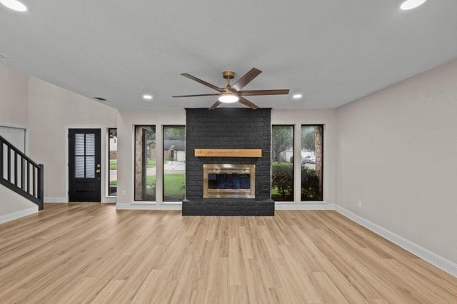 11118 Sagecountry Drive, Houston, TX 77089