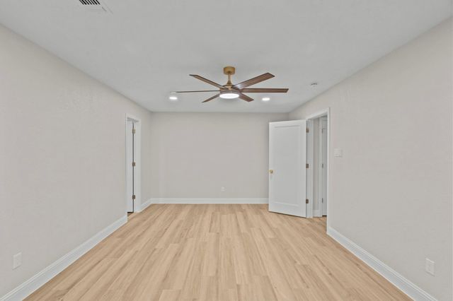 11118 Sagecountry Drive, Houston, TX 77089