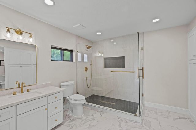11118 Sagecountry Drive, Houston, TX 77089