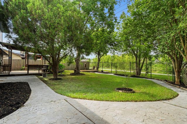 11118 Sagecountry Drive, Houston, TX 77089