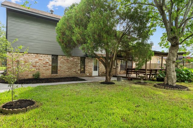 11118 Sagecountry Drive, Houston, TX 77089